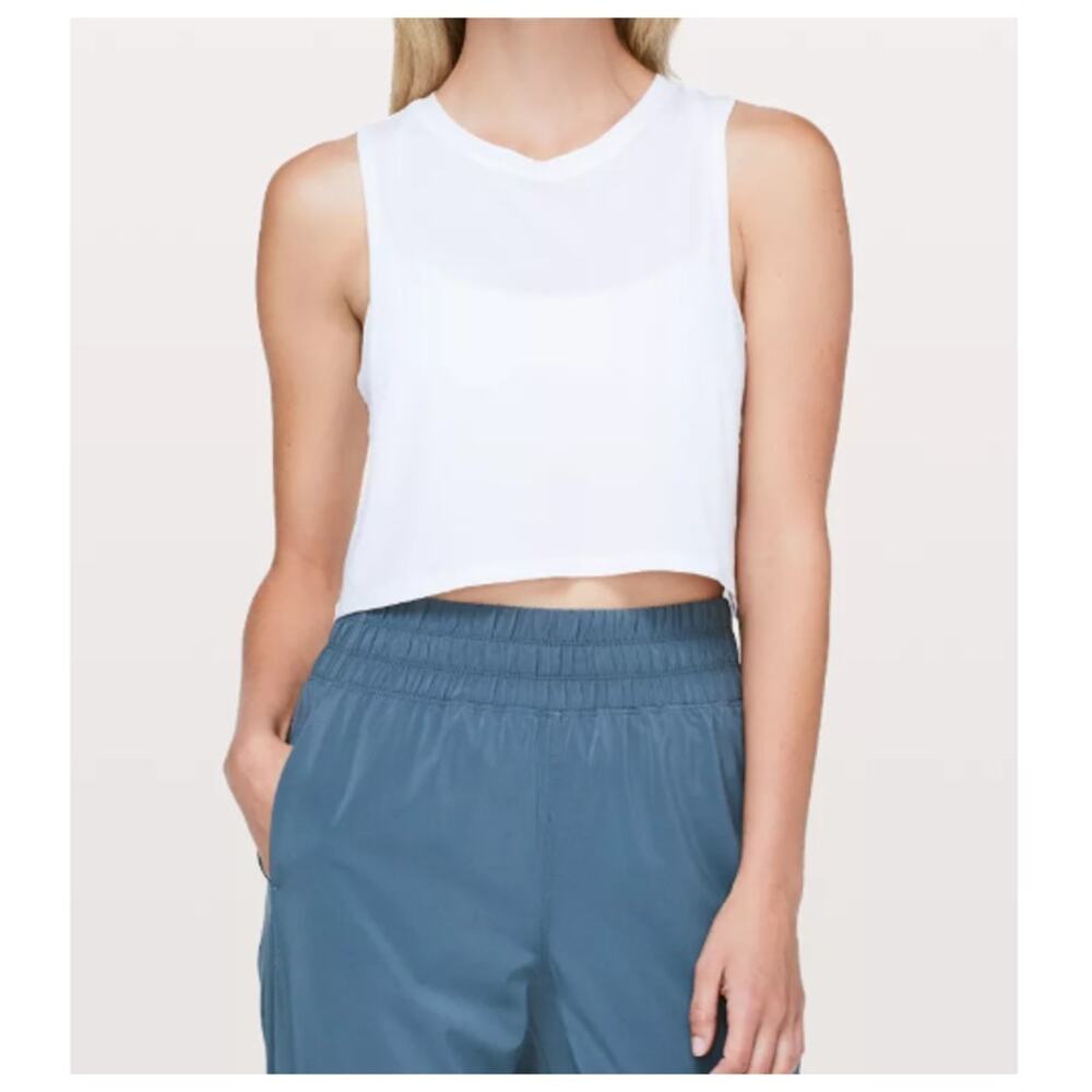 Lululemon Women's White Muscle Love Light Crop Tank Top Size 10 RARE